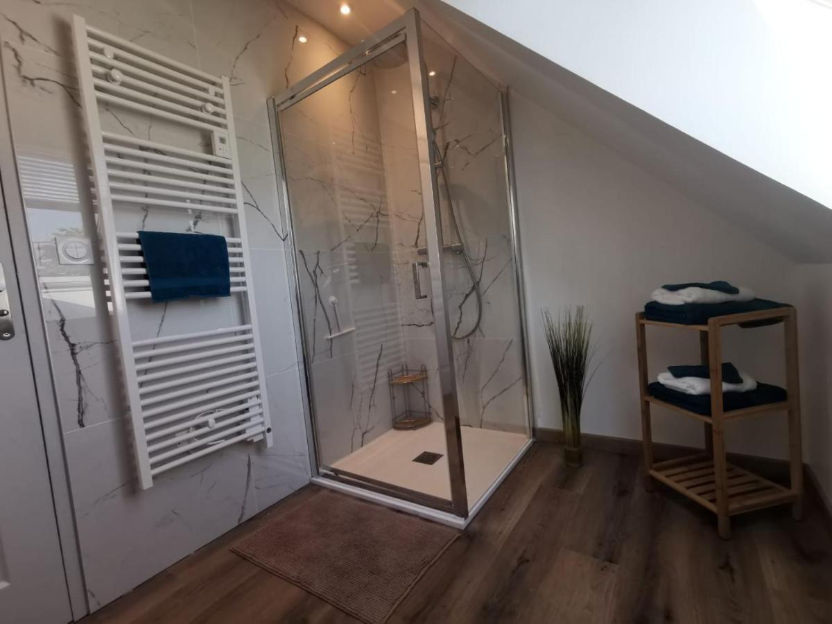 Les Pommiers Duplex Cosy Tout Confort Dans Maison Neuve Avec Terrasse Entree Independante 5 Mn De Bayeux Et 10 Mn Plage Du Debarquement Sommervieu Buitenkant foto