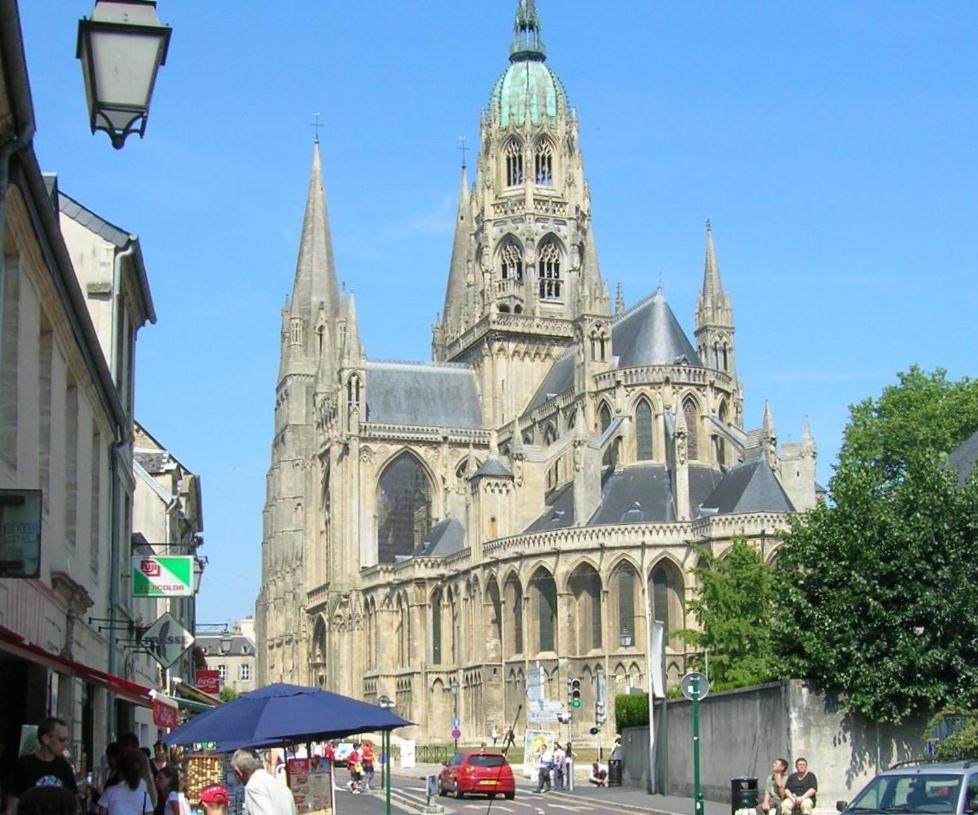 Les Pommiers Duplex Cosy Tout Confort Dans Maison Neuve Avec Terrasse Entree Independante 5 Mn De Bayeux Et 10 Mn Plage Du Debarquement Sommervieu Buitenkant foto